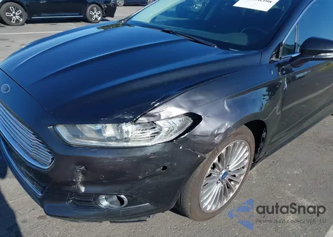 2013 Ford Fusion Titanium z USA, uszkodzony, nr VIN 3FA6P0K97DR141175